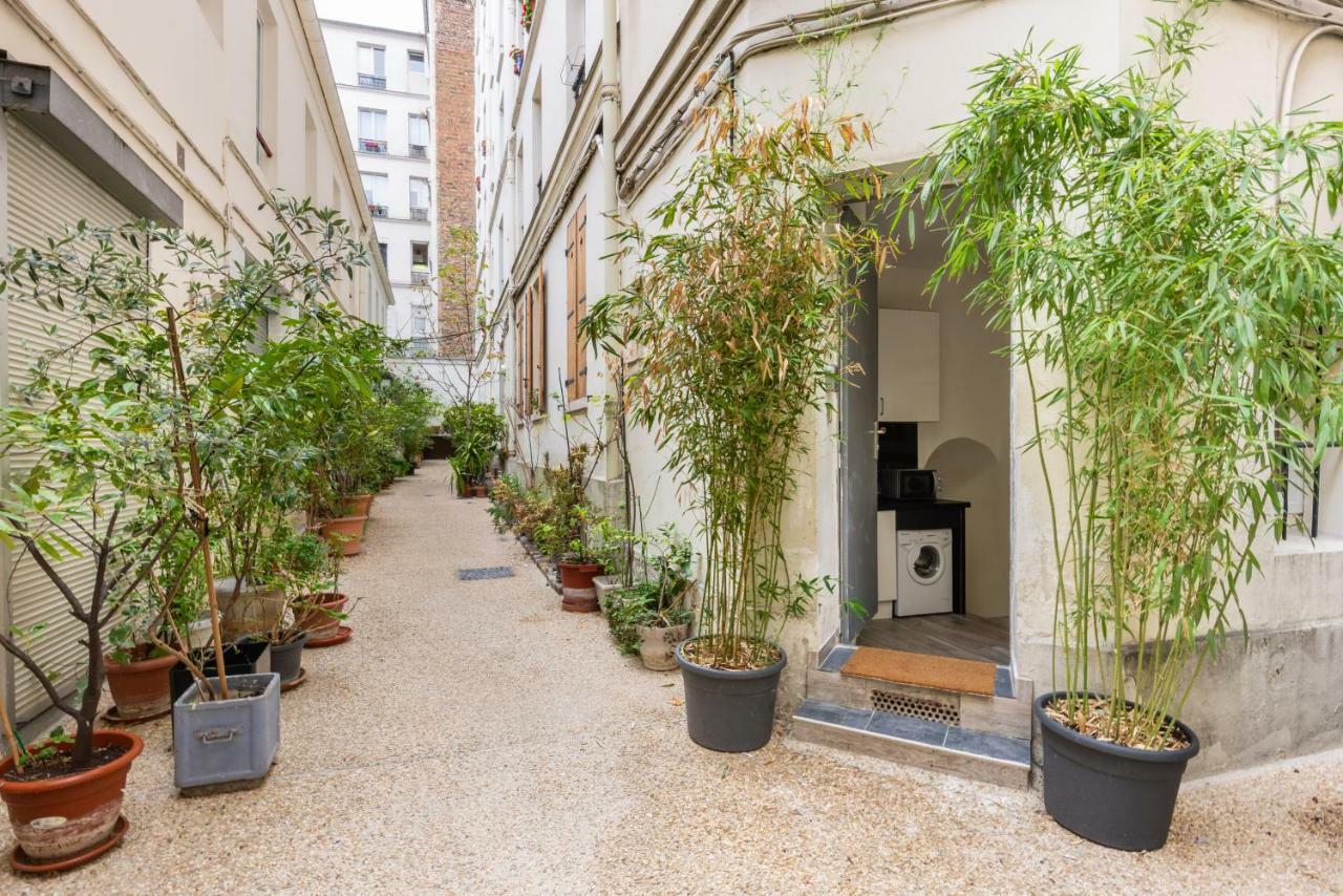 Elegant And Cosy 2/3 - Heart Of Parigi